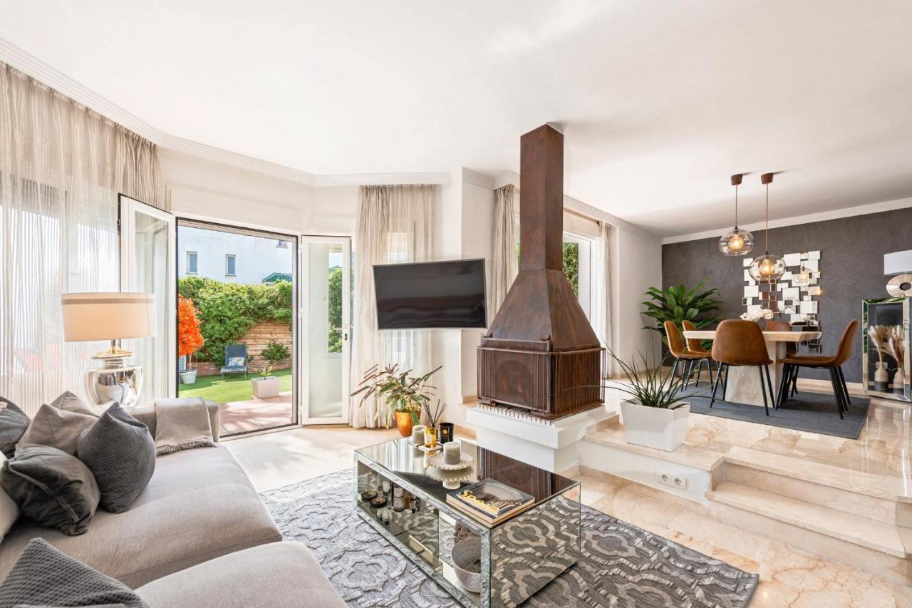 Villa Cozy Townhouse Selwo Estepona Esterno foto